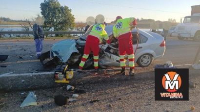 Grave Acidente interdita BR-116 em Cristal-RS após colisão frontal entre carreta e carro de passeio
