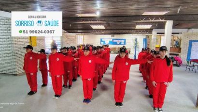 Projeto Bombeiro Mirim de Tapes ganha novos uniformes e intensifica preparação cívica