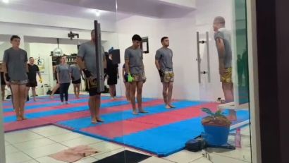 Taekwondo e Muay Thai fortalecem corpo e mente na Academia Spartan