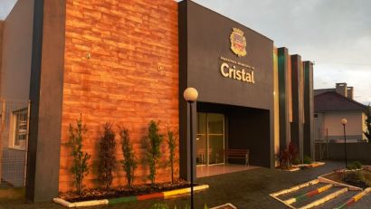 Secretário Cristian “Fofo” Radunz anuncia seleção de estagiários em Cristal