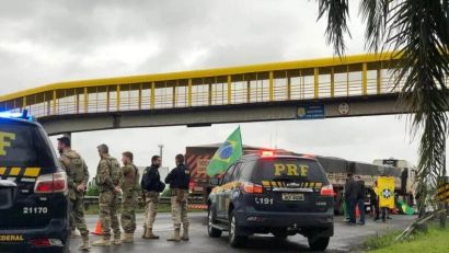 BLOQUEIO NAS ESTRADAS: DIVERSOS PONTOS JÁ FORAM LIBERADOS