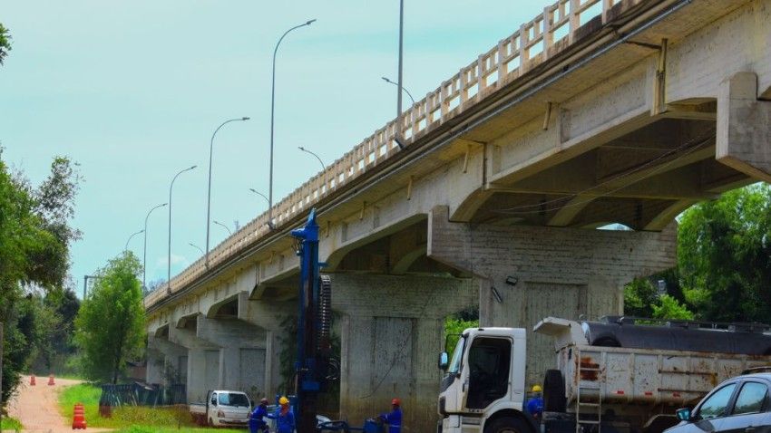 OBRAS DE DUPLICAÇÃO DA BR 116 INICIAM EM TORNO DA PONTE DO RIO CAMAQUÃ