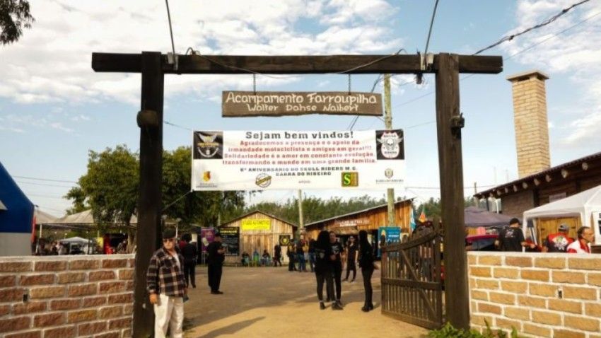 1º BARRA MOTO SOLIDÁRIO ARRECADA CERCA 750KG DE ALIMENTOS NÃO PERECÍVEIS