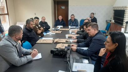 LIDERANÇAS DO CONSÓRCIO INTERMUNICIPAL CENTRO SUL DISCUTEM REPASSES AO HNSA