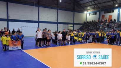 TAÇA CAMAQUÃ DE FUTSAL 2023 INICIA COM GRANDE PÚBLICO