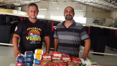 ATLETAS DO PRAIANO DE ARAMBARÉ PROMOVEM AÇÃO SOLIDÁRIA
