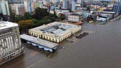 NÍVEL DA LAGOA DOS PATOS SOBE RAPIDAMENTE E INVADE RUAS DE RIO GRANDE