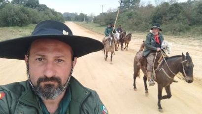 TROPEIROS DA LIBERRDADE DE CRISTAL ATINGEM 299KM DE CAVALGADA