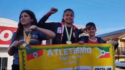 CRISTALENSES DESTACADOS NO ATLETISMO RECEBERAM RECEPÇÃO CALOROSA DA POPULAÇÃO