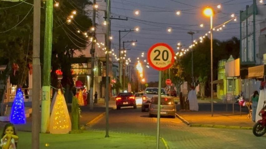 DECORAÇÃO NATALINA DE TAPES ENTRA EM FASE FINAL