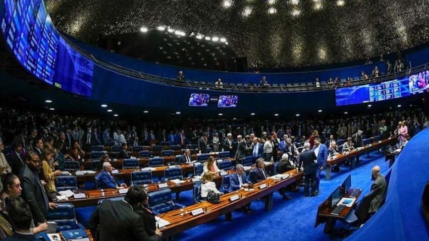 SENADO APROVA REGULAMENTAÇÃO DO USO DA INTELIGÊNCIA ARTIFICIAL NO BRASIL