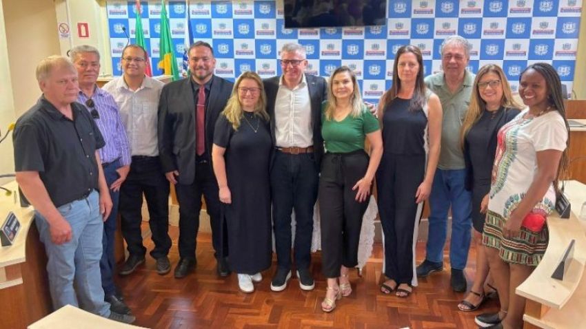 PREFEITO DE SÃO LOURENÇO DO SUL ANUNCIOU SECRETARIADO NESTA QUINTA (19)