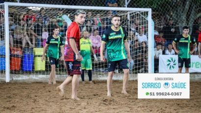 “DIFÍCIL SEGURAR” O LOKO E O ASTON NO PRAIANO DE CRISTAL