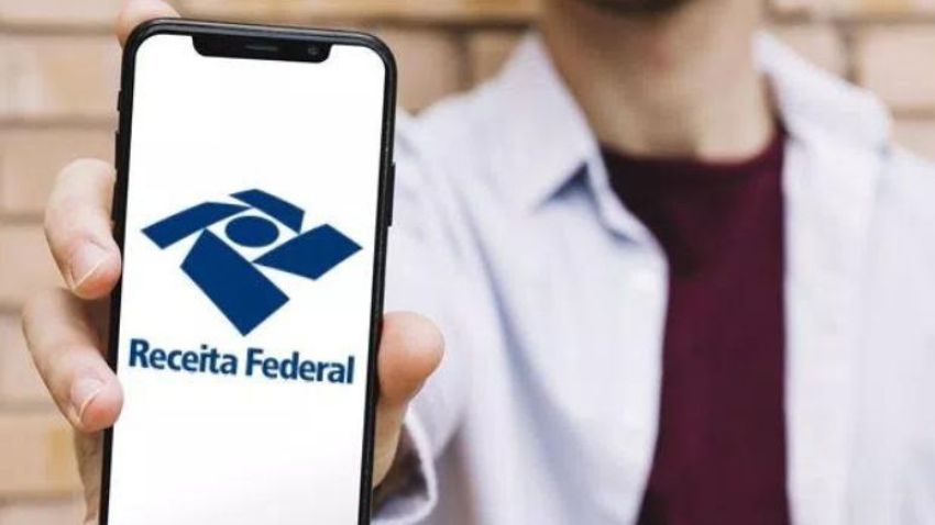 CONTRIBUINTES DA MALHA FINA RECEBEM RESTITUIÇÃO DO IR NESTA SEXTA