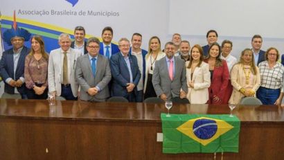 PREFEITO DE SÃO LOURENÇO DO SUL, ZELMUTE MARTEN, ASSUME VICE-PRESIDÊNCIA NA ABM 