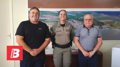 EXECUTIVO DE TAPES RECEBE A NOVA COMANDANTE DO 30º BATALHÃO POLÍCIA MILITAR
