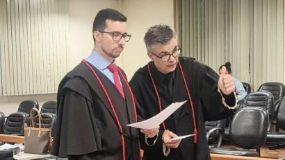 APÓS 18H DE JULGAMENTO, TRÊS RÉUS SÃO CONSDENADOS POR HOMICÍDIOS EM CAMAQUÃ