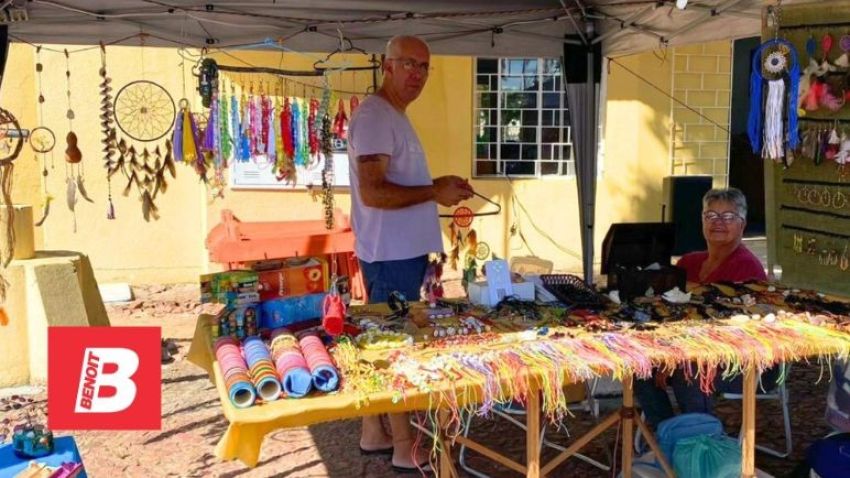 FEIRA DA PÁSCOA ACONTECE NA PRAÇA RUY BARBOSA EM TAPES