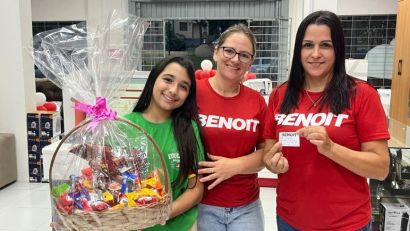 BENOIT/CRISTAL REALIZA SORTEIO DE PÁSCOA ENTRE CLIENTES